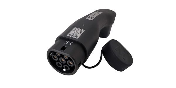 V2L adapter: why this accessory is a must-have for summer holidays